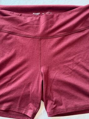 Old Navy Women’s CloudComfy Extra High-Rise Burgundy Shorts Size XXL